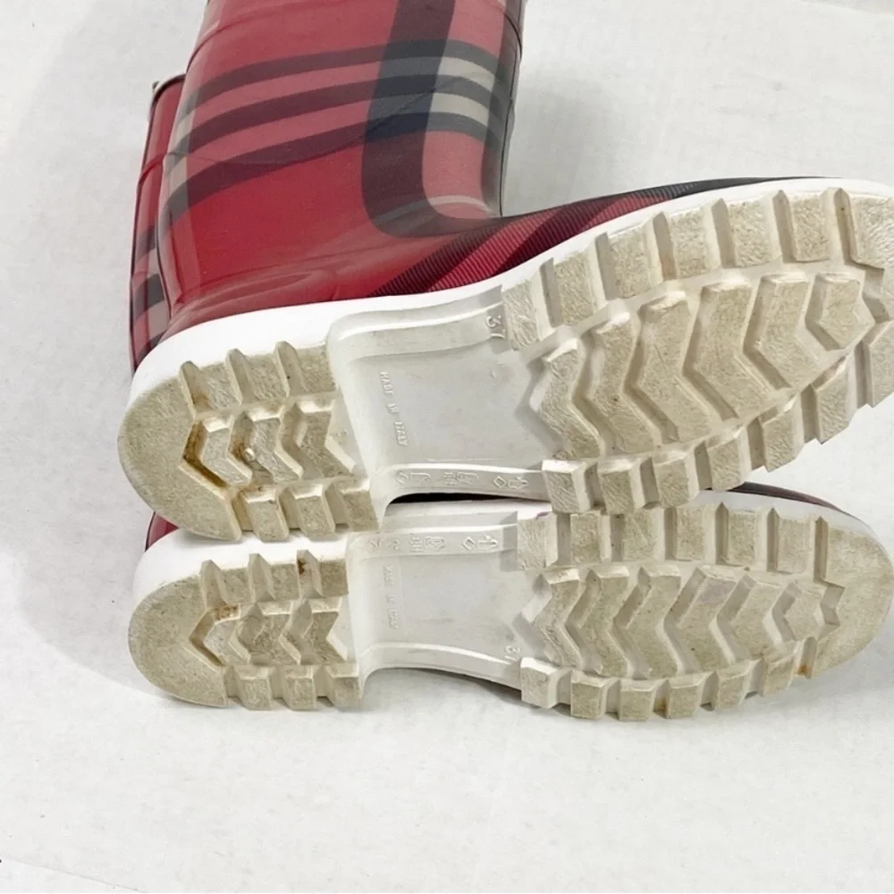 BURBERRY Check Rain Boots Red